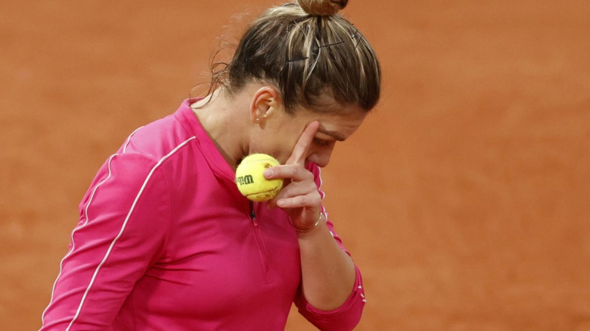 Simona Halep, eliminată în optimi la Roland Garros de poloneza Iga Swiatek