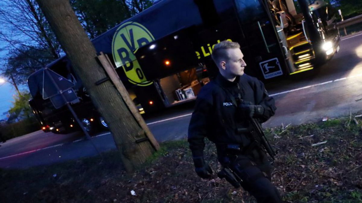 Sinteza săptămânii: Trei explozii lângă autocarul Borussiei Dortmund, iar relațiile ruso-americane sunt la cel mai scăzut nivel