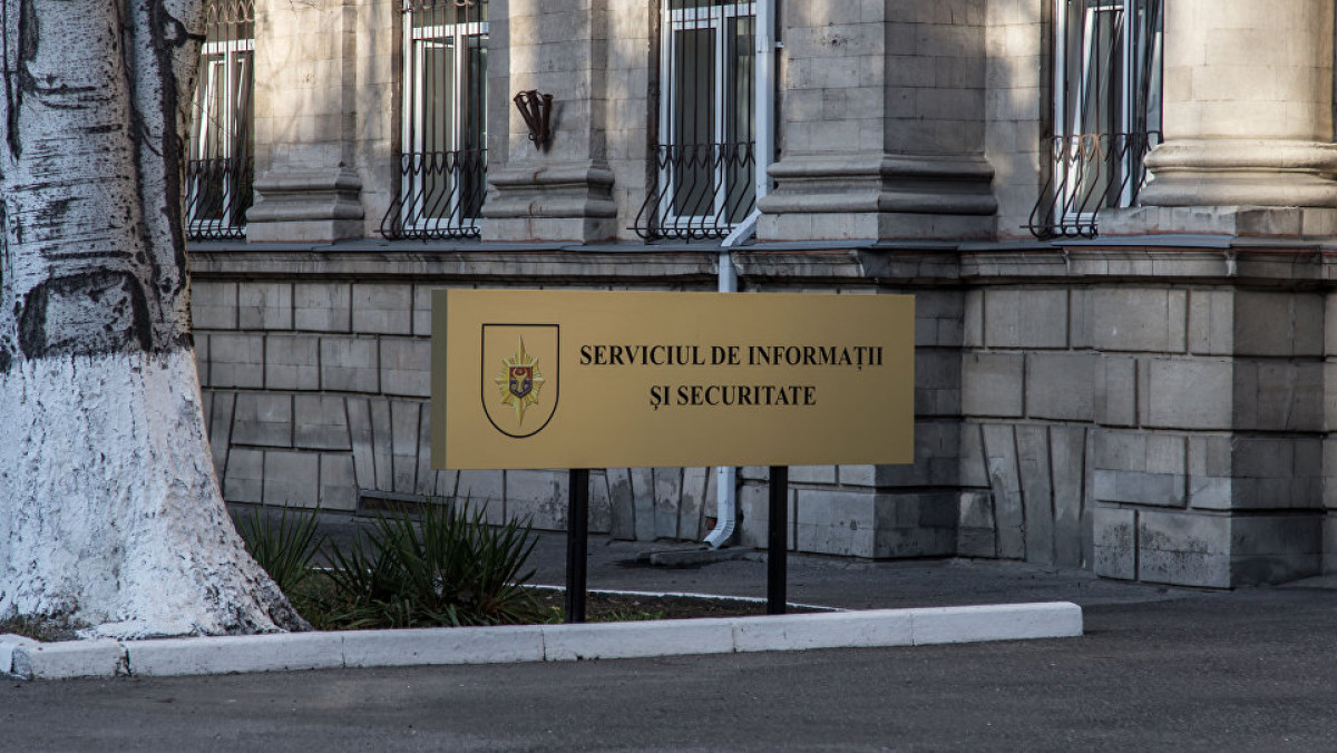SIS blochează două site-uri: Ar fi promovat informații ce incită la ură și război
