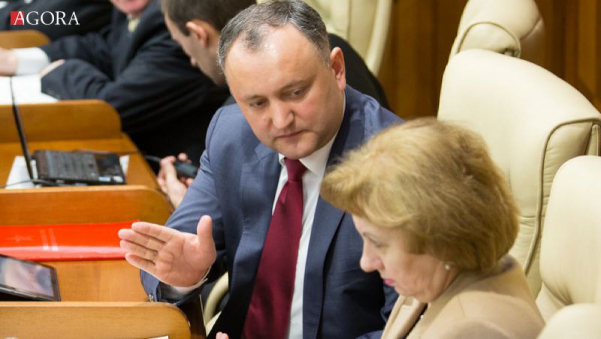 Socialiștii au părăsit sala Parlamentului, iar Candu a închis ședința din lipsă de cvorum
