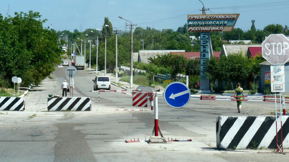 Șoferii de pe malul drept care vor să ajungă în Transnistria trebuie să cumpere vinietă. Lesnic: „Sistemul este bizar”