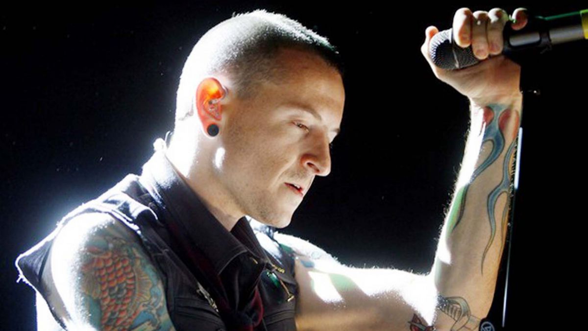 Solistul trupei Linkin Park s-a sinucis