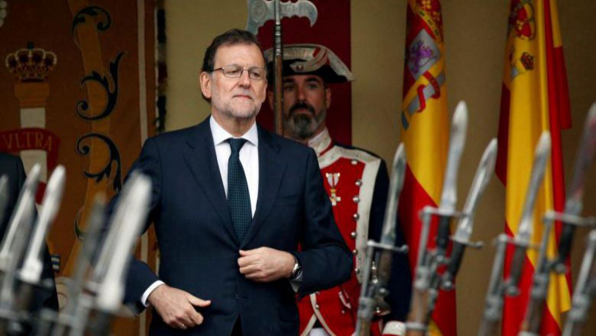 Spania: Socialiștii decid să-l lase pe Rajoy să formeze un Guvern după zece luni de blocaj politic