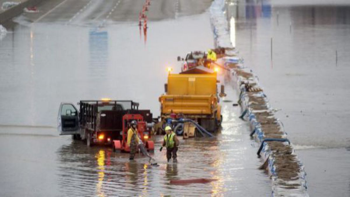 Stare de urgenţă în SUA. Inundaţii devastatoare în mai multe state. Nouă milioane de oameni sunt afectaţi