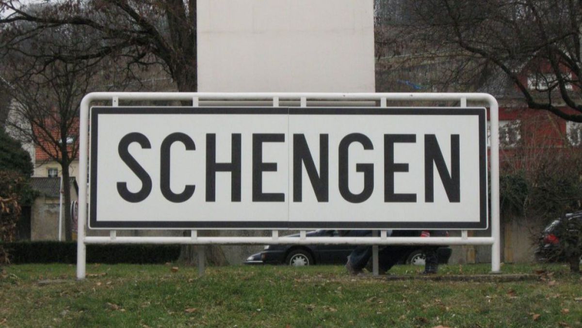 State UE au cerut Comisiei Europene un plan pentru reinstaurarea verificărilor în Spaţiul Schengen