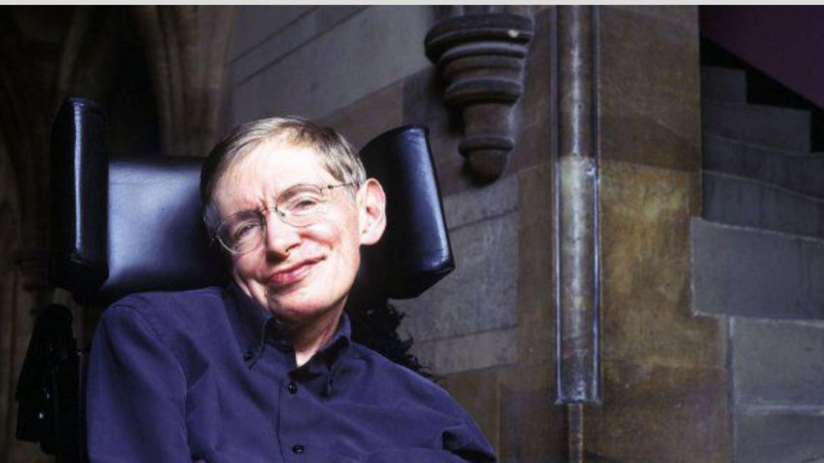 Stephen Hawking a murit