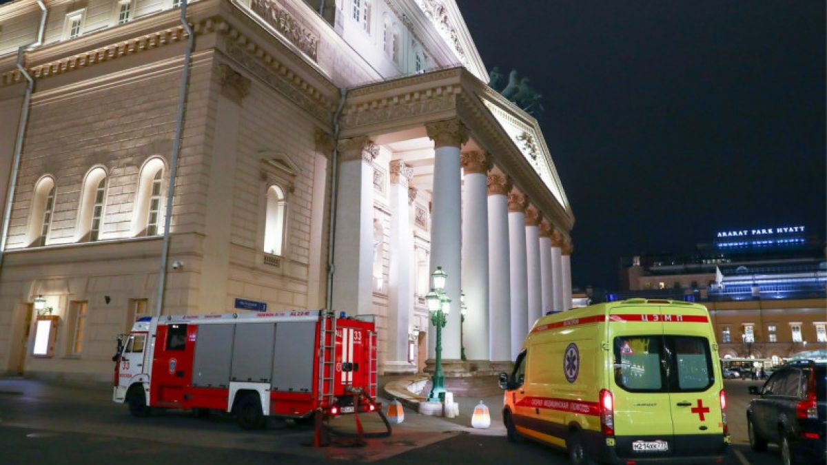 Teatrul Bolșoi din Moscova: Un artist a decedat sub ochii spectatorilor, strivit de un decor (VIDEO)