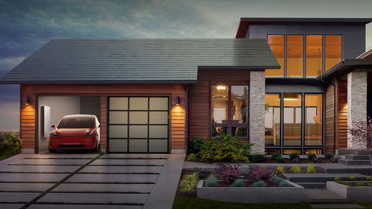 Tesla a instalat primele acoperișuri solare