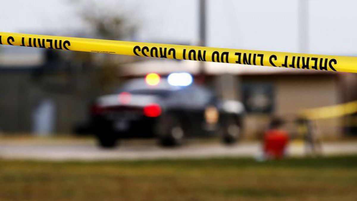 Texas: Un bărbat a tras cu arma într-un liceu. Opt oameni ar fi murit