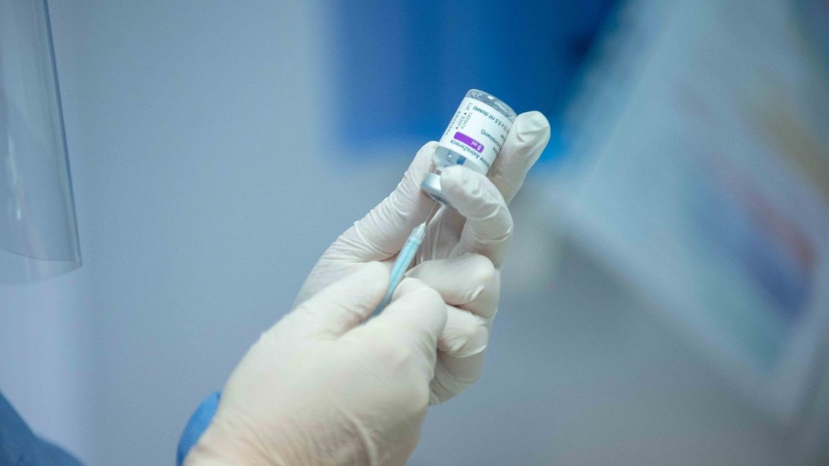 Timp de două zile, nu a fost imunizat niciun lucrător medical din R. Moldova: Nu au fost suficienți angajați duminică și luni