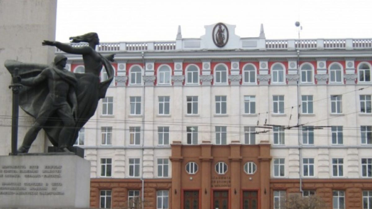 Tipografia Academiei de Științe, scoasă la licitație și vândută cu peste nouă milioane de lei. Vezi cât a câștigat statul în urma înstrăinării a trei proprietăți