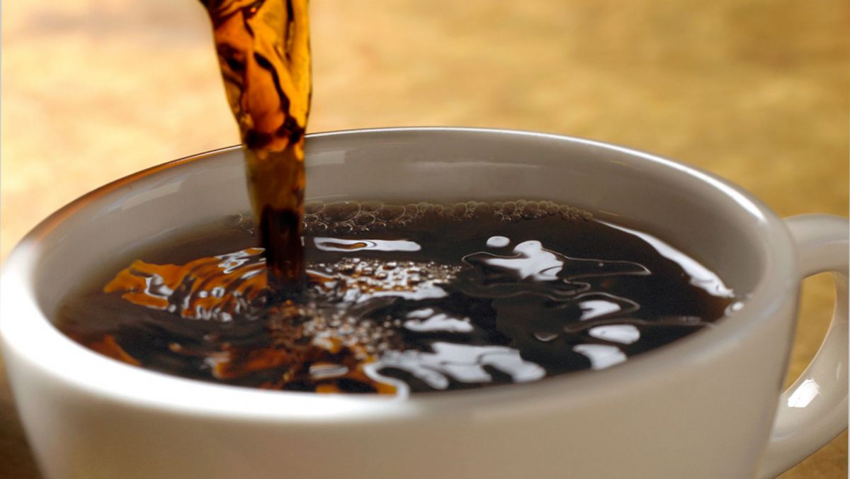 Care sunt cele mai bune? TOP 3 aparate de cafea