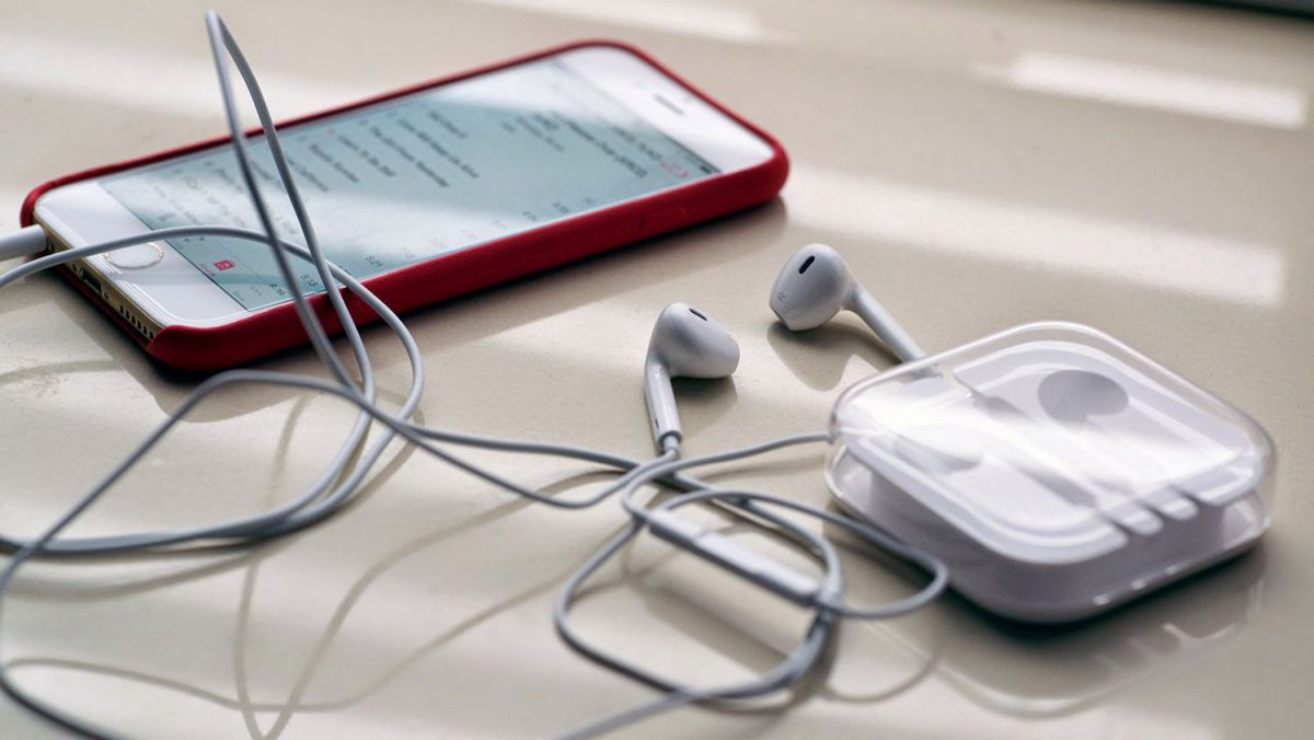 TOP 5 căști audio pentru gadgetul tău