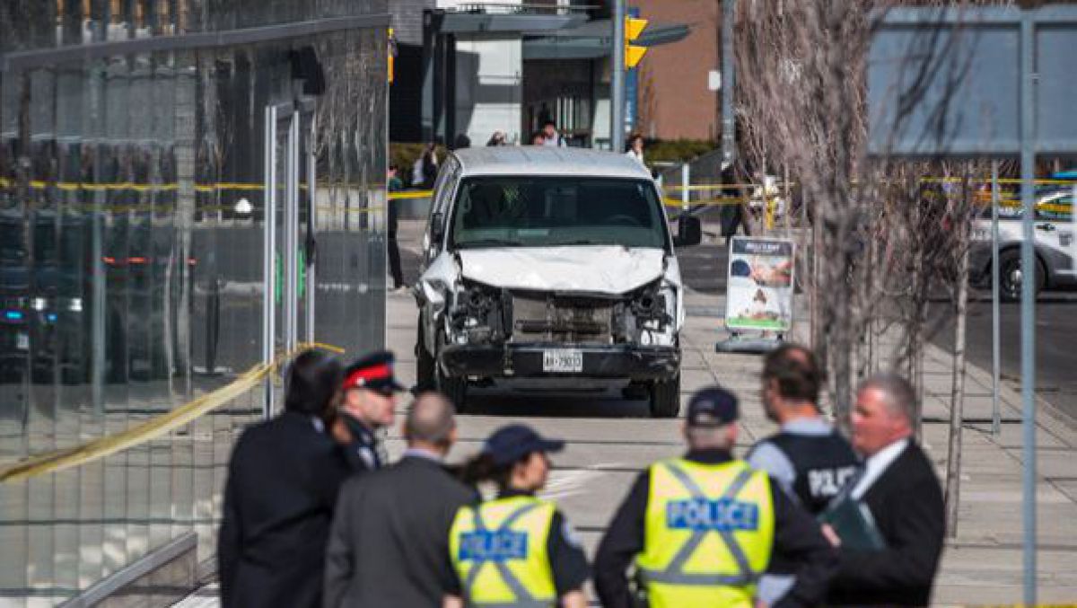 Toronto: 10 persoane au murit lovite de un camion. Șoferul a fost reținut
