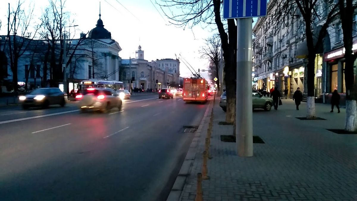 Trafic suspendat pe câteva străzi principale din capitală. Vezi zonele care ar fi bine să le ocolești