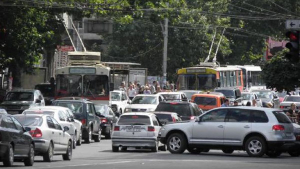 Traficul rutier din Chișinău, subiect de discuții la MAI. Ministra de Interne spune că toate sugestiile INSP, adresate primăriei, au fost trecute cu vederea. Mesajul lui Chironda