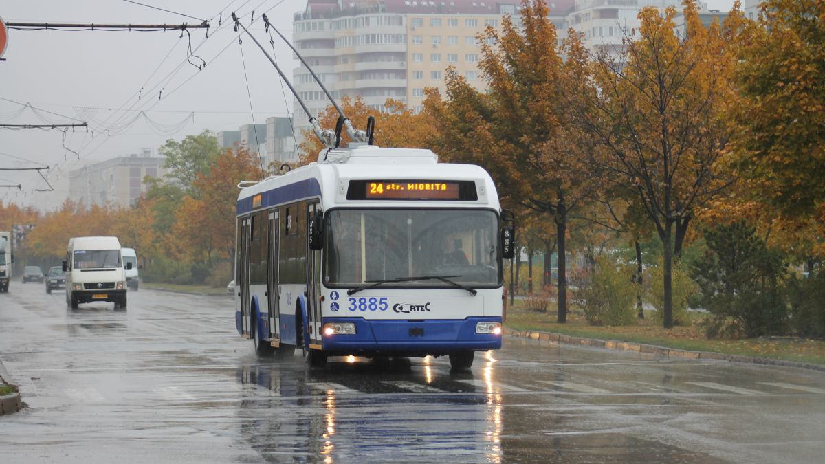 Transportul public nu va opri, sâmbătă, în apropierea Pieței Centrale