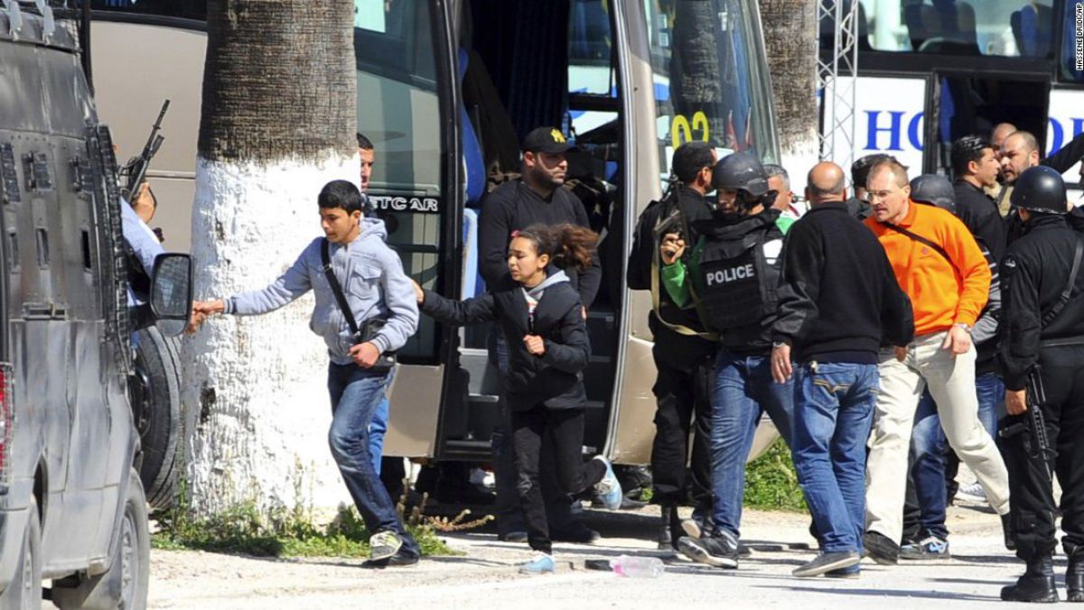 Tunisia: 12 persoane arestate în legătură cu atentatul de la hotelul din Sousse