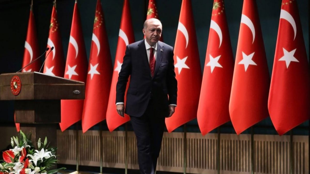 Turcia: Erdogan numește noul Guvern. Fără premier, dar cu ginerele său ministru al Finanțelor