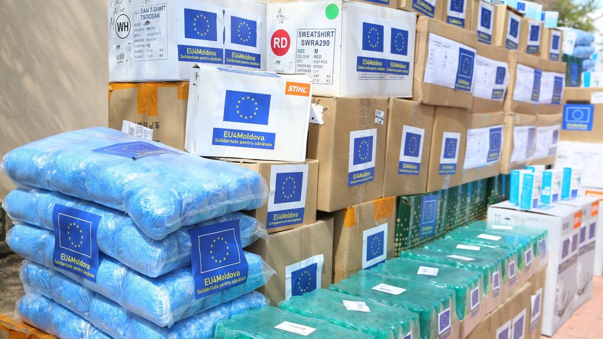Un lot de echipamente medicale, oferit de UE, a ajuns în raioanele Cahul și Ungheni