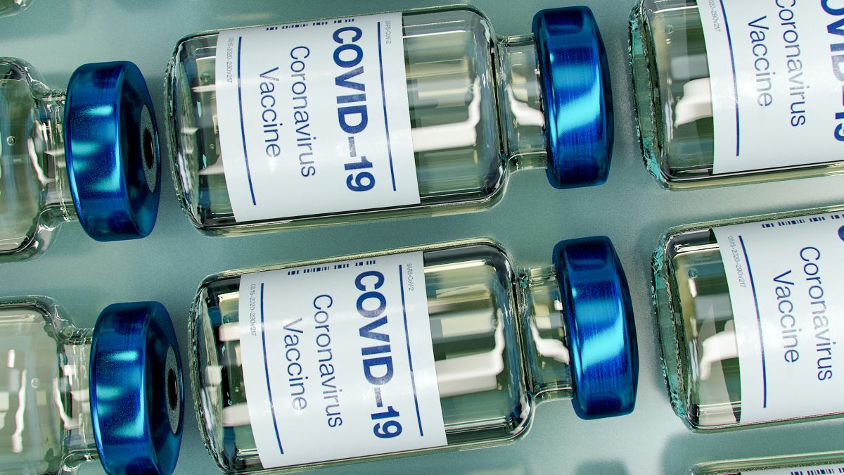UE a primit suficiente vaccinuri împotriva COVID-19 pentru a imuniza 70% dintre adulți 