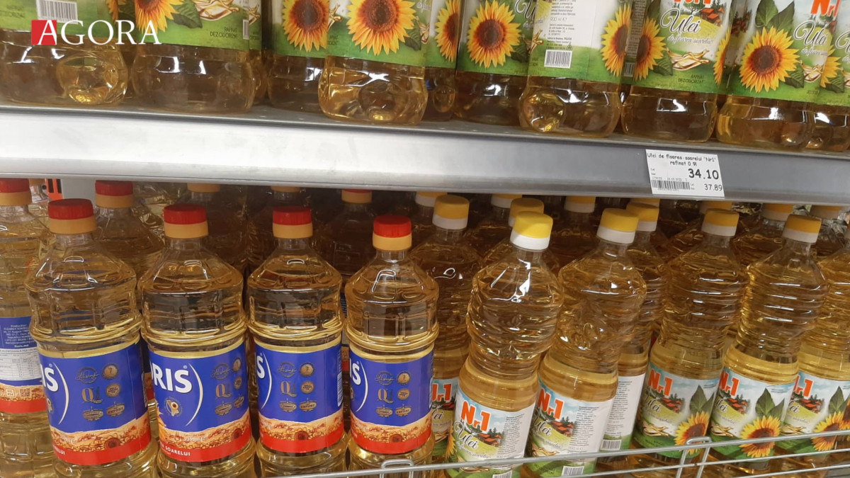 Uleiul, mai ieftin cu circa 15 lei! Prețurile afișate în magazine, după valul de scumpiri (FOTO)