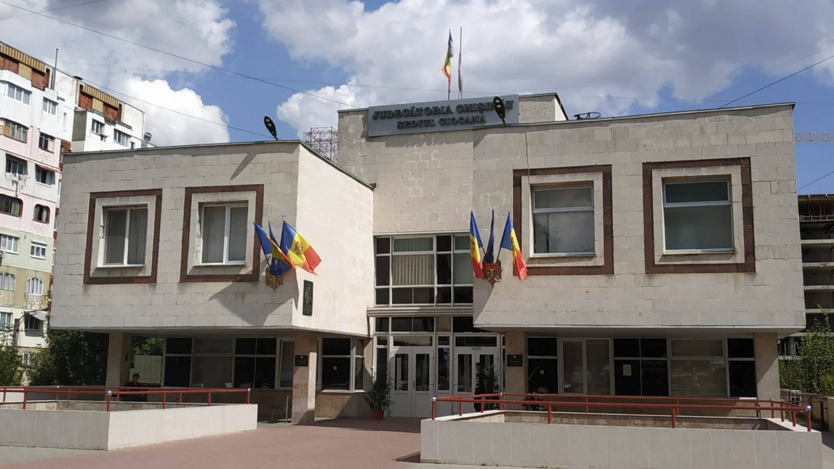 Ultima oră! Alertă cu bombă la judecătoria Chișinău, sectorul Ciocana. UPDATE. Alarma s-a dovedit falsă