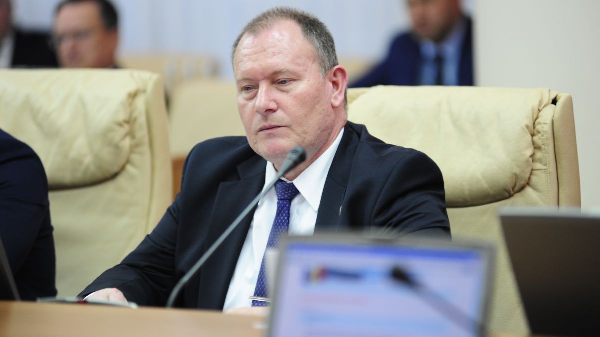Ultima oră! Aureliu Ciocoi, numit premier interimar