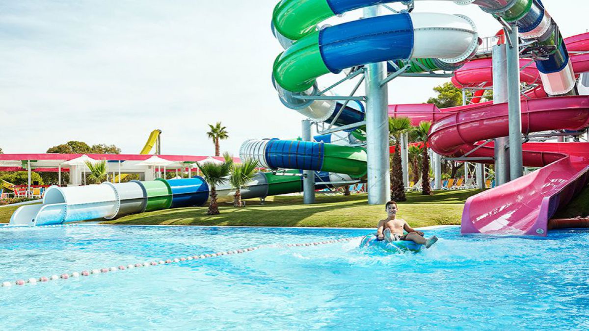 Un aqua park ar putea fi construit în parcul La Izvor. Beneficiarul ar fi Gabriel Stati