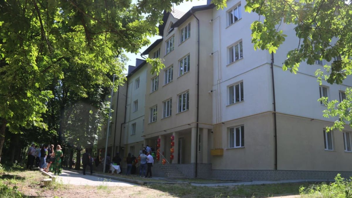 Un bloc locativ cu apartamente sociale a fost dat în exploatare în raionul Cahul