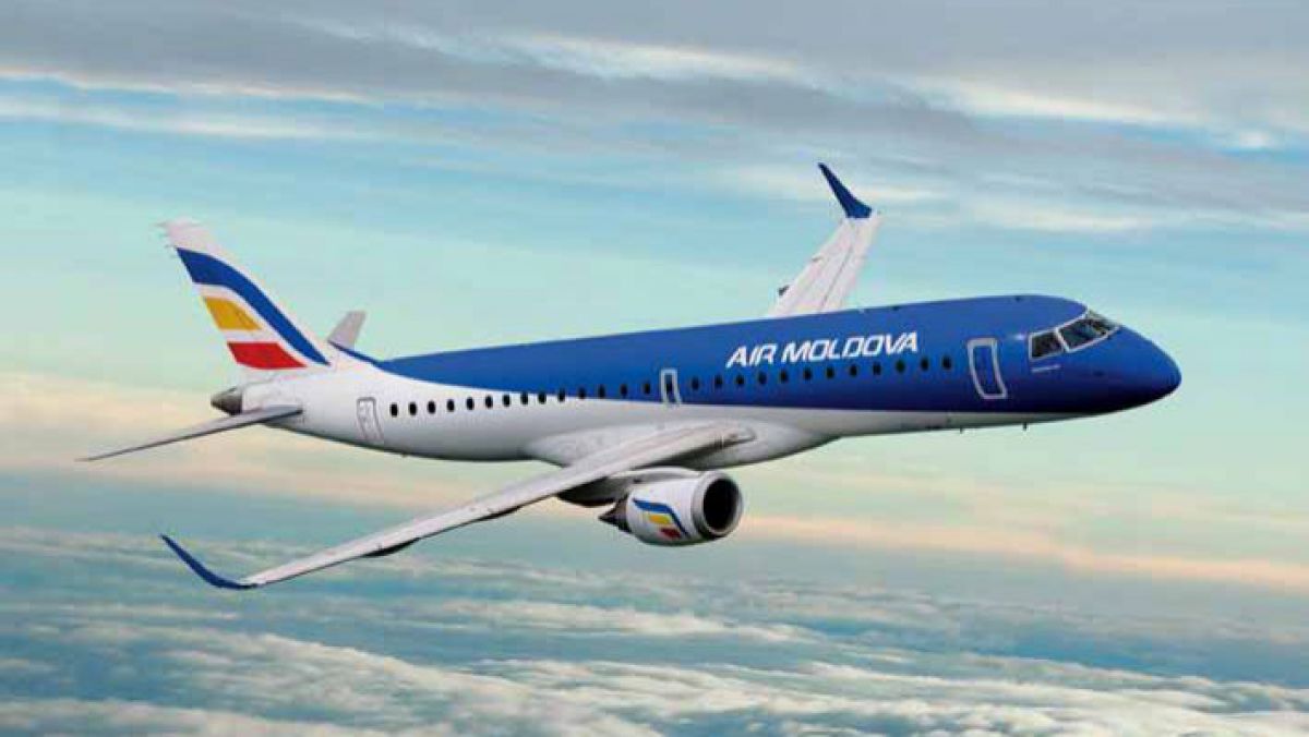 Un inspector Air Moldova a cerut 2500 de euro pentru a angaja un bărbat ca însoțitor de bord
