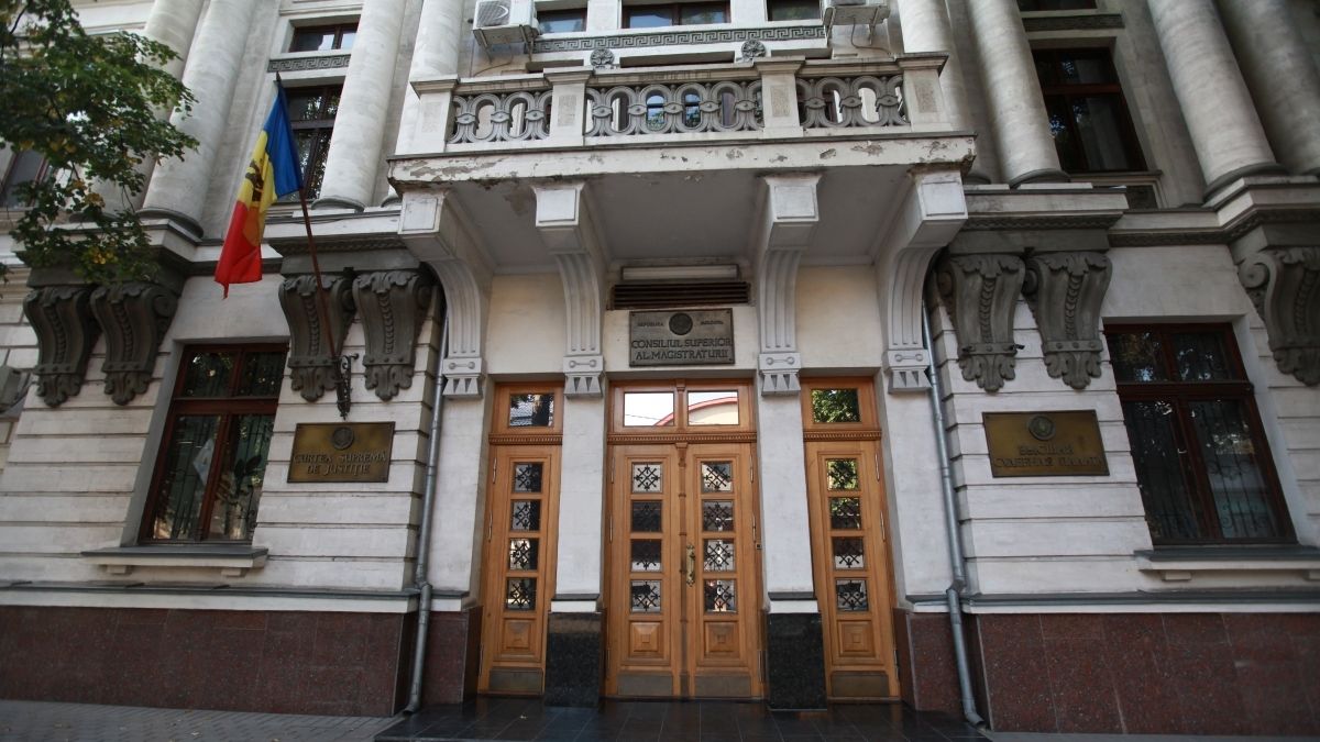 Un judecător de la Cimișlia s-a ales cu mustrare din partea CSM