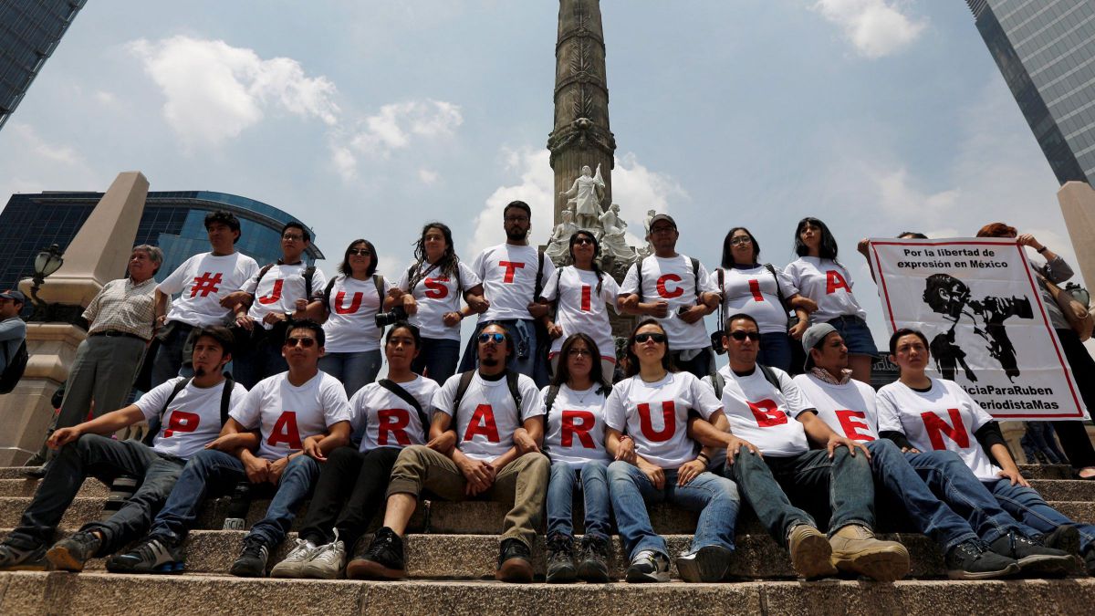 Un jurnalist mexican a fost ucis de membrii unui cartel de droguri chiar în fața familiei