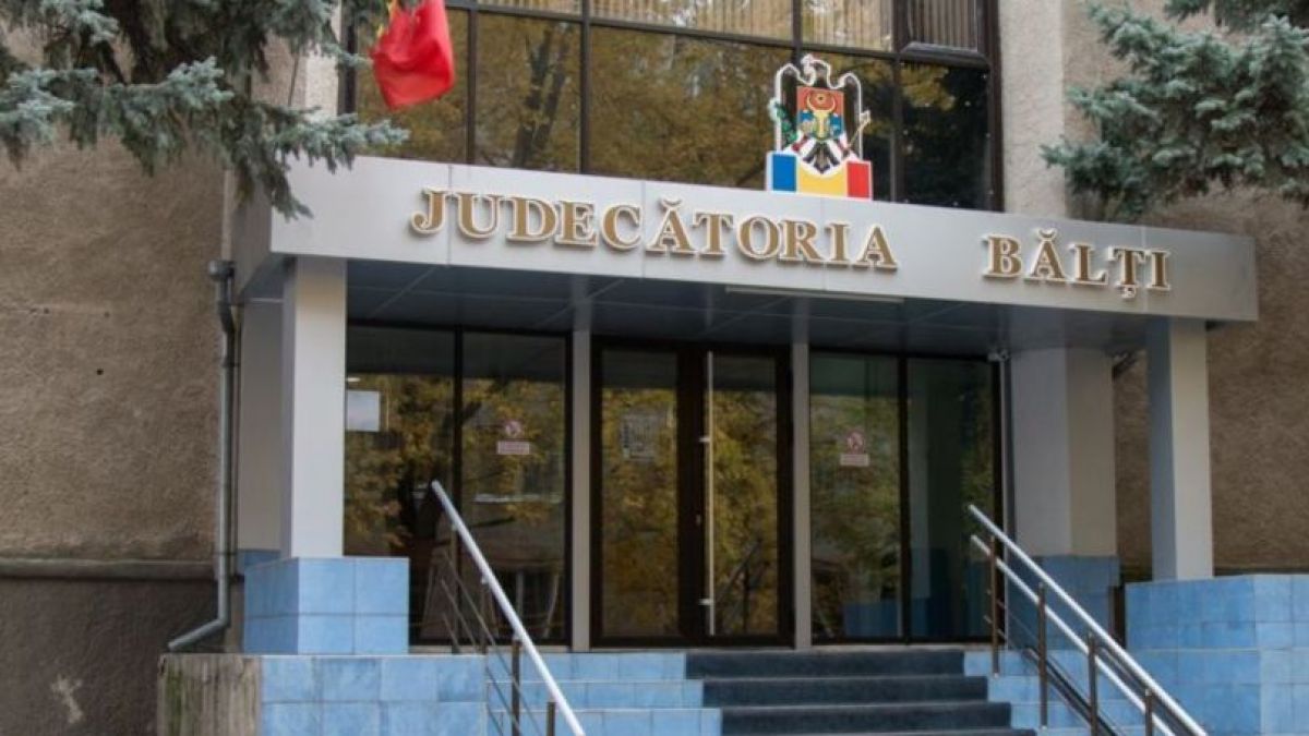 Un magistrat care a examinat dosarul „Pădurea Domnească” și care a ajuns în vizorul oamenilor legii după un accident rutier, eliberat din funcție