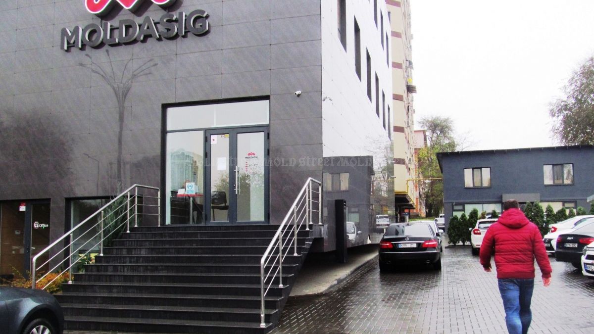 Un milion de dolari pentru un pachet de 10,2% de acţiuni de la Moldasig