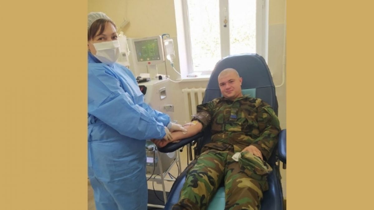 Un militar s-a tratat de COVID-19 și acum donează plasmă pentru pacienții în stare gravă. Bilanțul celor infectați în Armata Națională ajunge la cinci cazuri