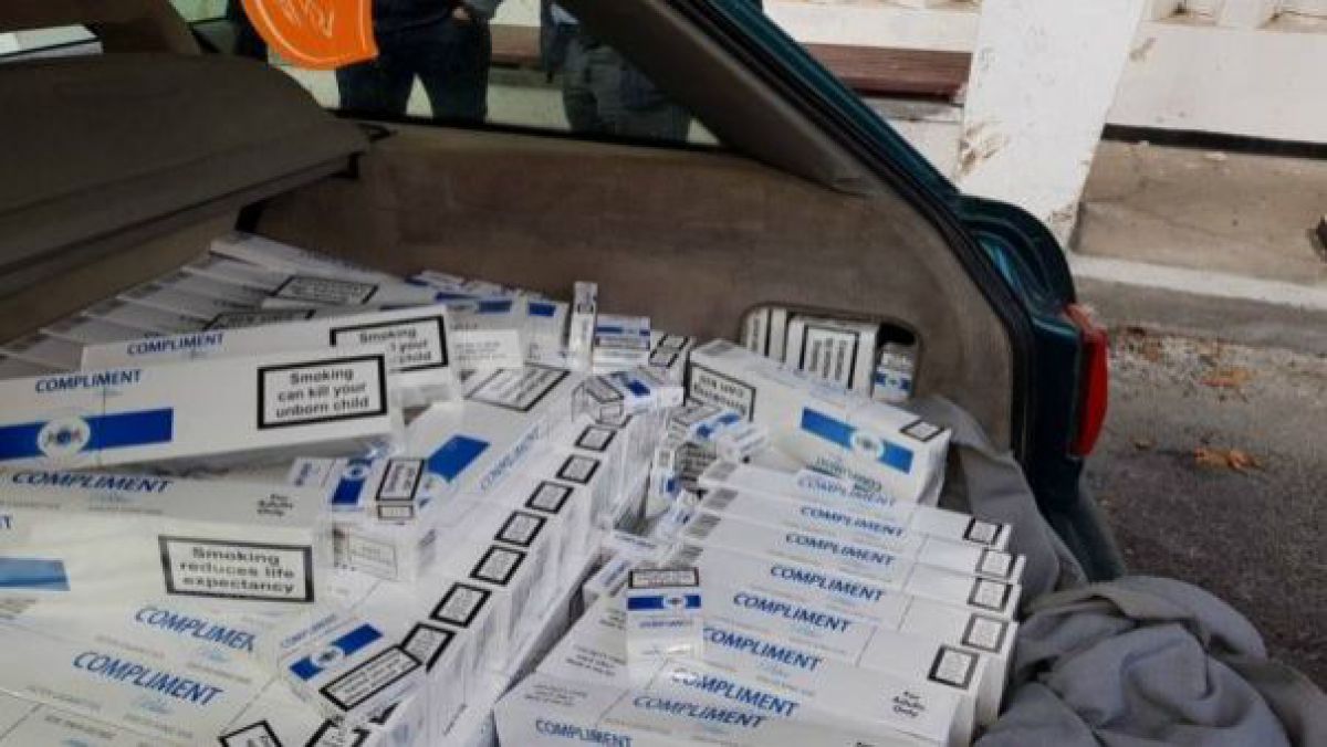 Un moldovean, cercetat penal în România pentru contrabandă de țigări