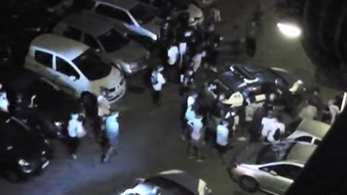 Un moldovean a fost arestat în Italia după o cursă nebună pe o stradă pietonală aglomerată, la volanul automobil furat