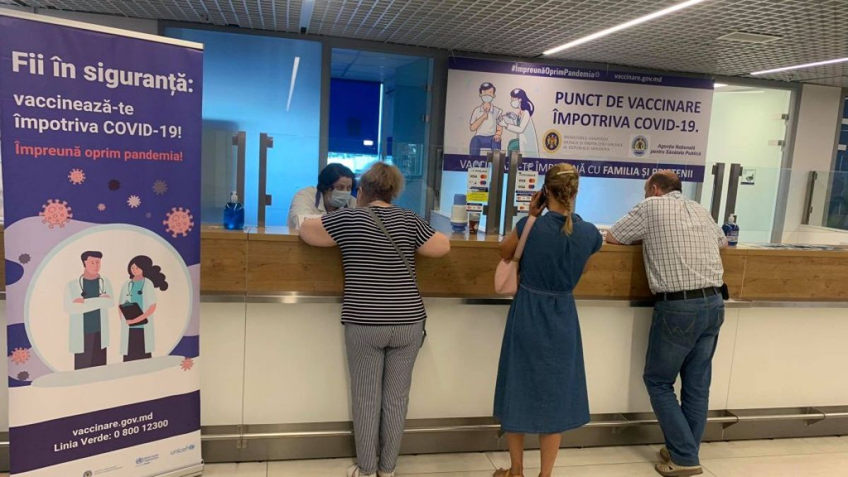Un nou punct de vaccinare a fost inaugurat în incinta Aeroportului Internațional Chișinău
