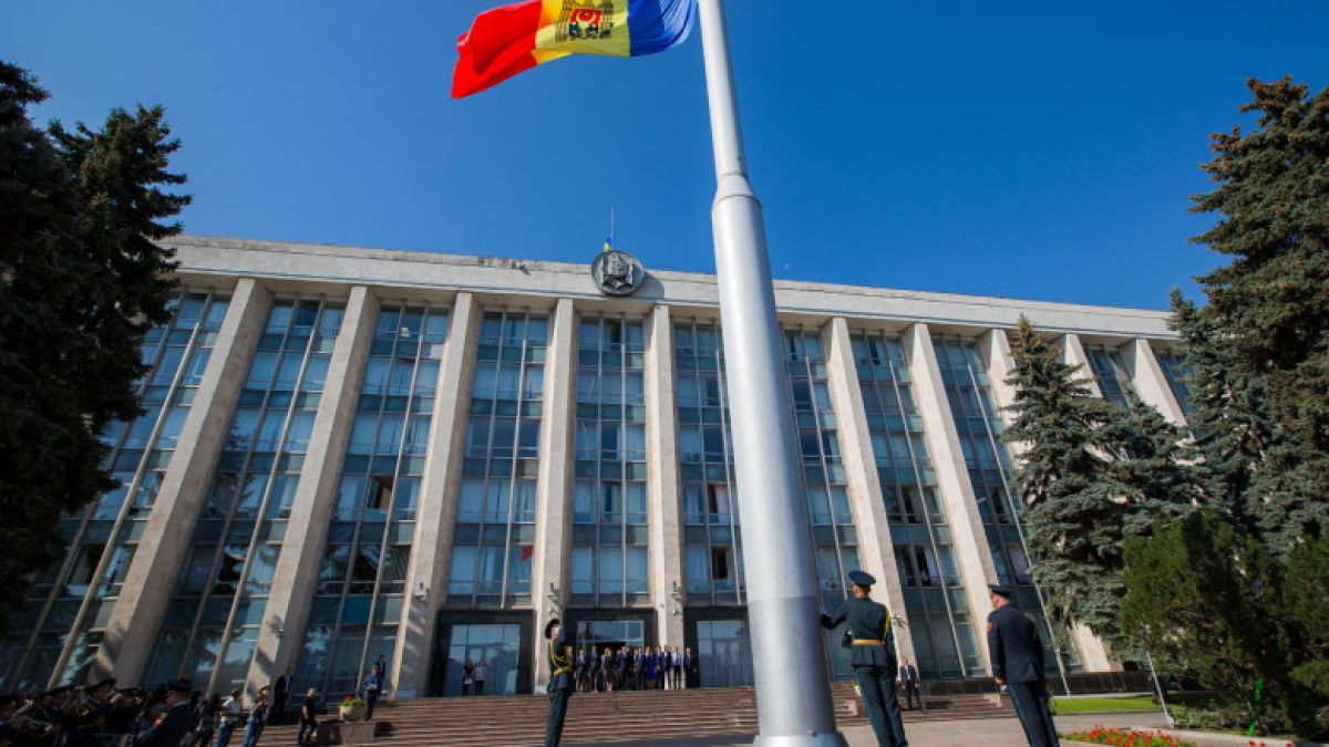 Un nou secretar de stat la MAEIE și la Ministerul Sănătății