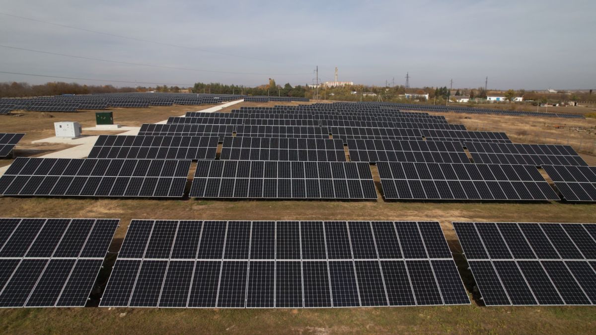 Un parc fotovoltaic va fi construit la Sîngerei. Circa 900 de gospodării vor consuma energie electrică regenerabilă