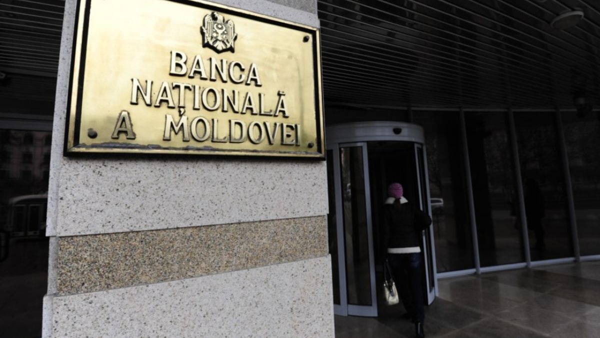 Operațiunile bancare vor fi supravegheate de BNM cu ajutorul unui sistem de inteligență artificială: Va preveni riscurile de spălare de bani