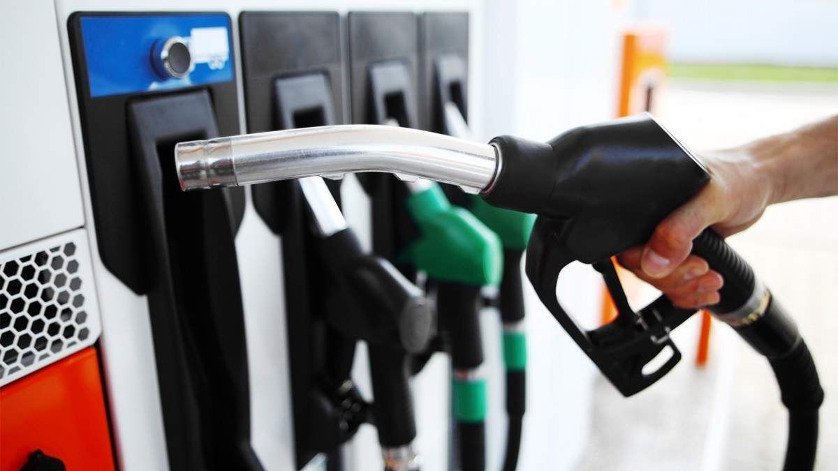 O nouă scumpire. Unele benzinării au afișat prețuri mai mari la carburanți