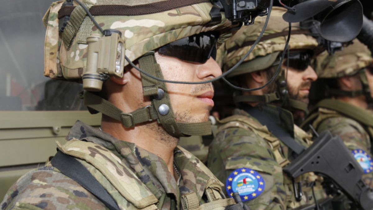 Uniunea Europeană vrea să creeze o unitate militară de intervenție rapidă în situațiile de criză