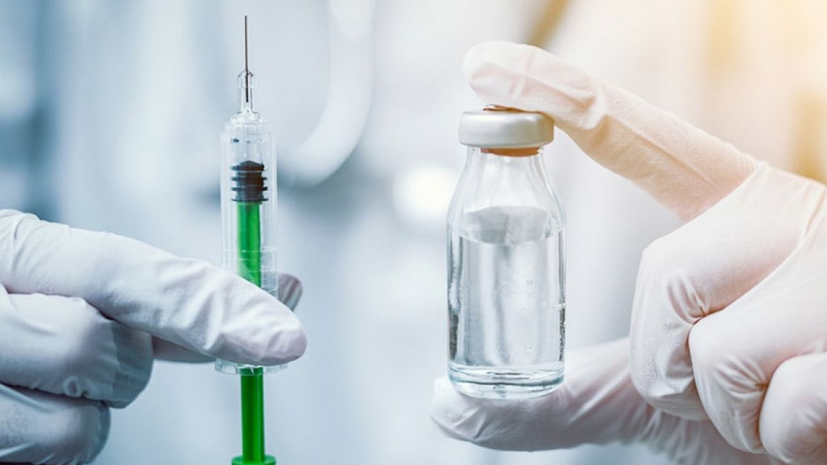 Vaccinurile contra gripei sezoniere apar pe rafturile farmaciilor din Moldova abia spre sfârșitul sezonului. Unde greșesc autoritățile și care ar fi procedurile de asigurare a stocurilor