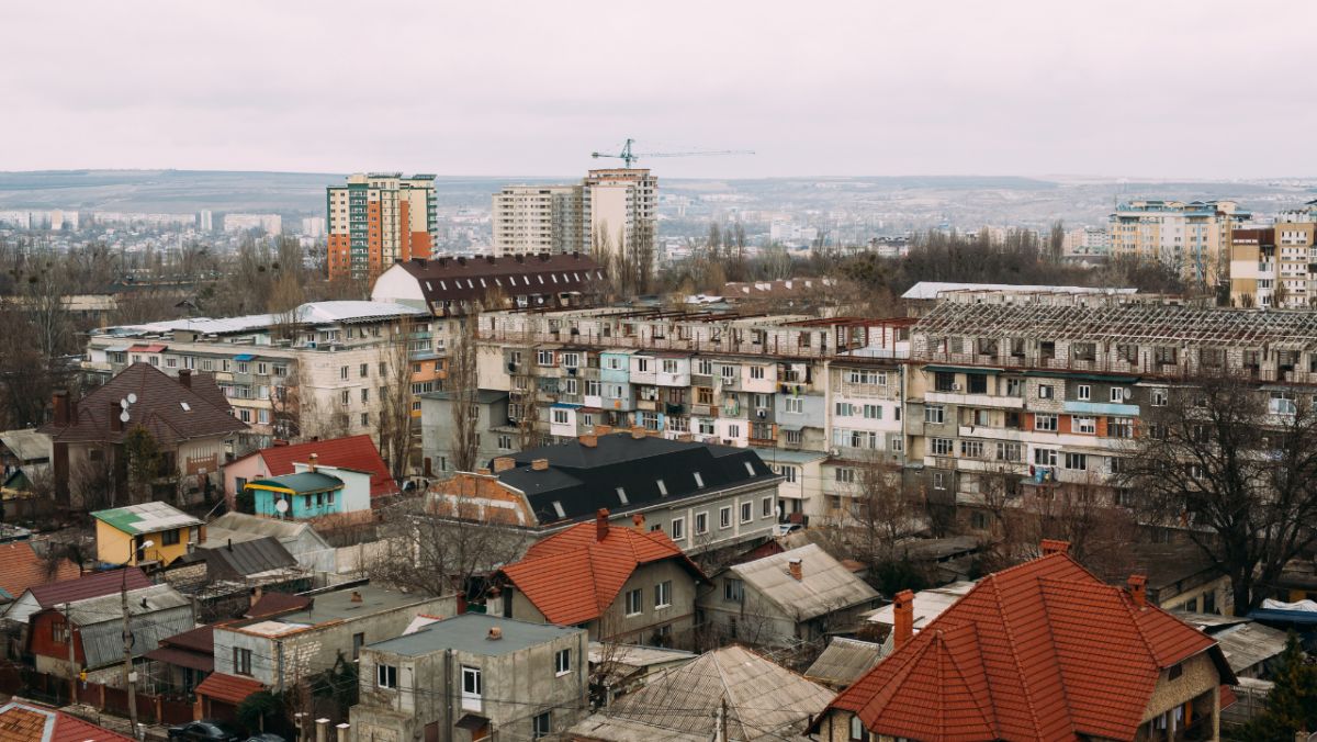 Vânt și ninsori slabe. De ce vreme vom avea parte în acest weekend