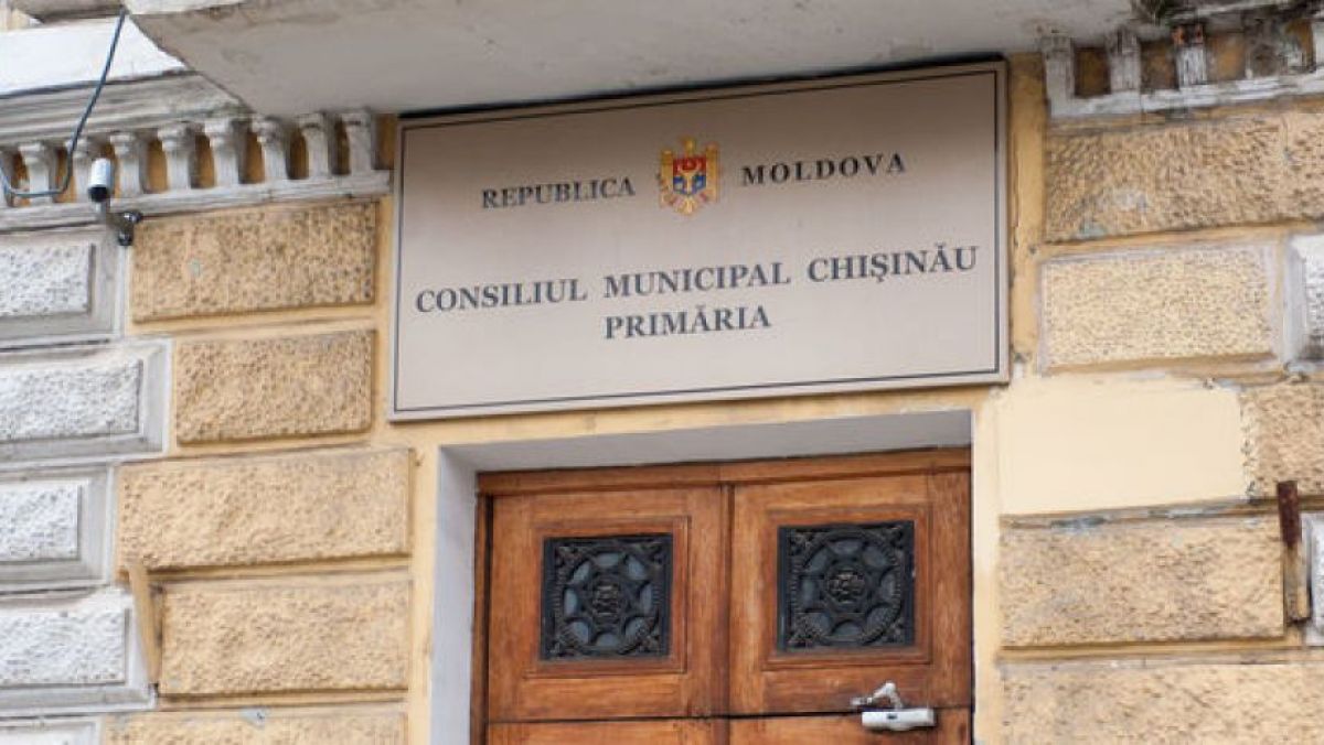 Vânzarea unui teren al primăriei din sectorul Ciocana a devenit mărul discordiei între consilierii municipali PAS și ai Platformei DA