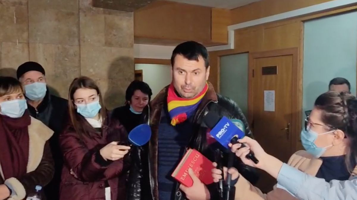 Vasile Costiuc va sta în arest preventiv  la domiciliu în următoarele 30 de zile