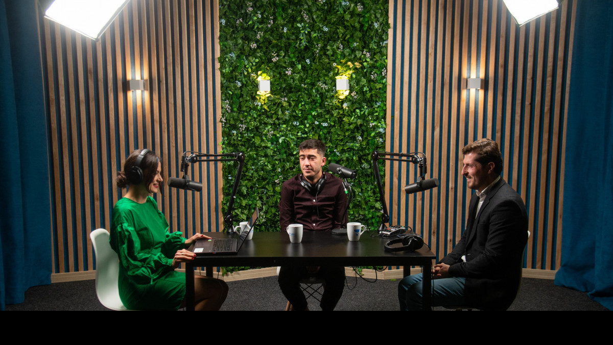 VB Talks | Podcast by Victoriabank | Dana Ciobanu & Dumitru Roman și Ion Borș, despre filmul „Carbon” (VIDEO)