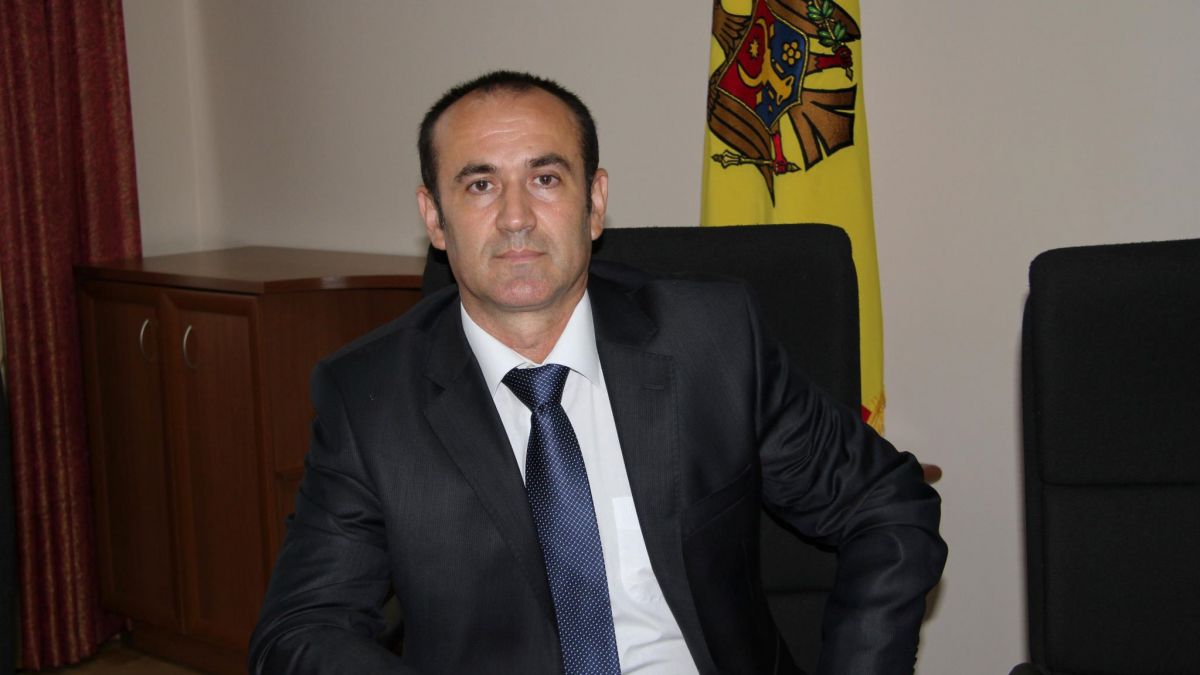 Viceguvernatorul BNM Ion Sturzu va sta în arest preventiv încă 30 de zile